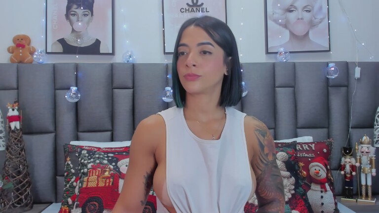 AmberrGreey's Streamate show and profile