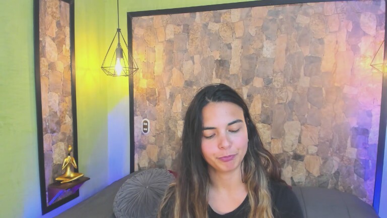 CharlotteReynold's Streamate show and profile