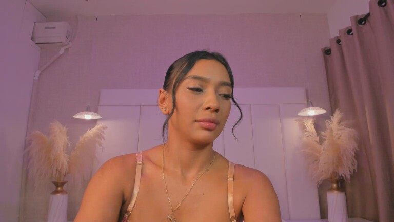 NikoJhon's Streamate show and profile