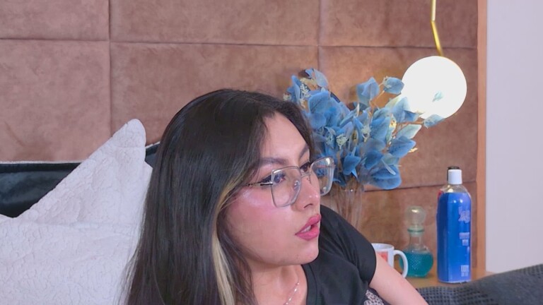 IsaRose's Streamate show and profile