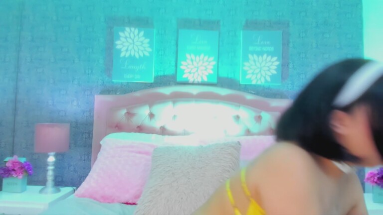 MierukoTsuki's Streamate show and profile