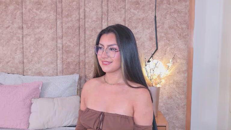 IsaRose's Streamate show and profile