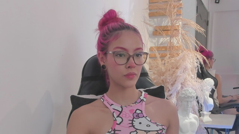 KristensClark's Streamate show and profile