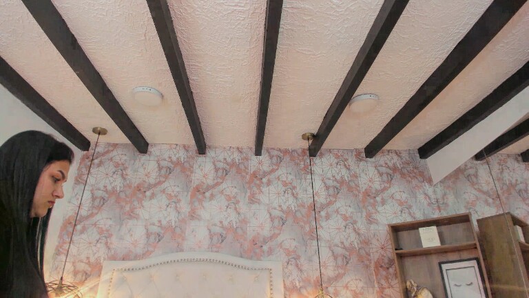 SaharaLyn's Streamate show and profile