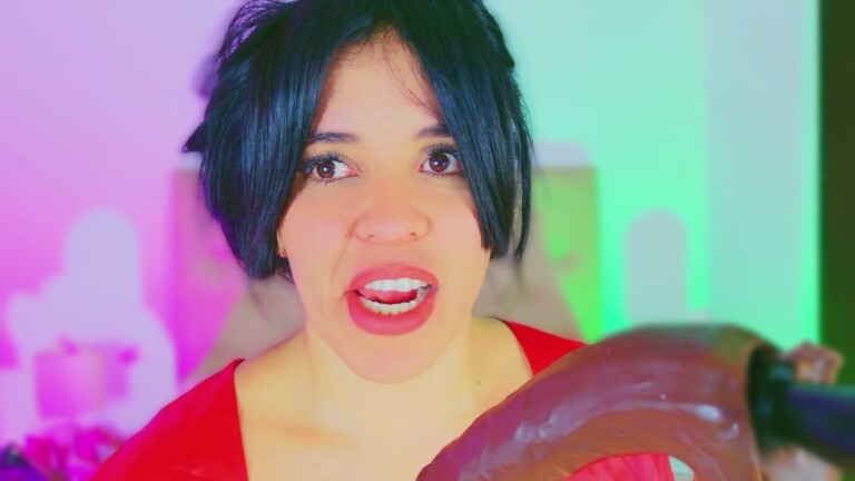 CharlootteEvans's Streamate show and profile