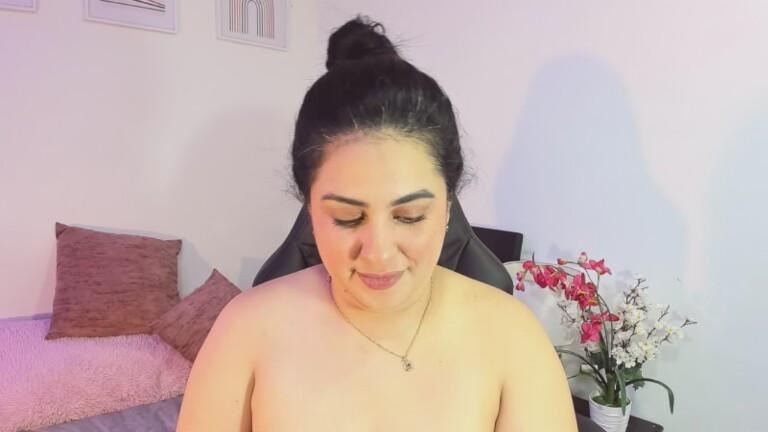 LauraCastaneda's Streamate show and profile