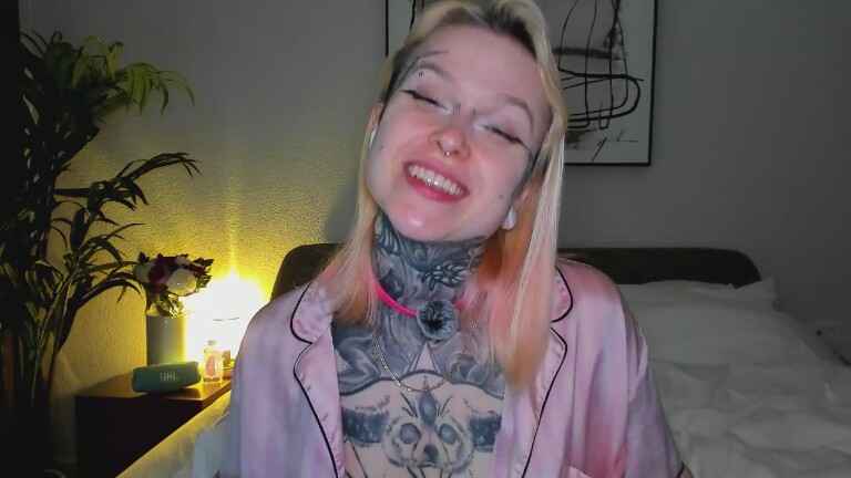 UrAlexis's Streamate show and profile