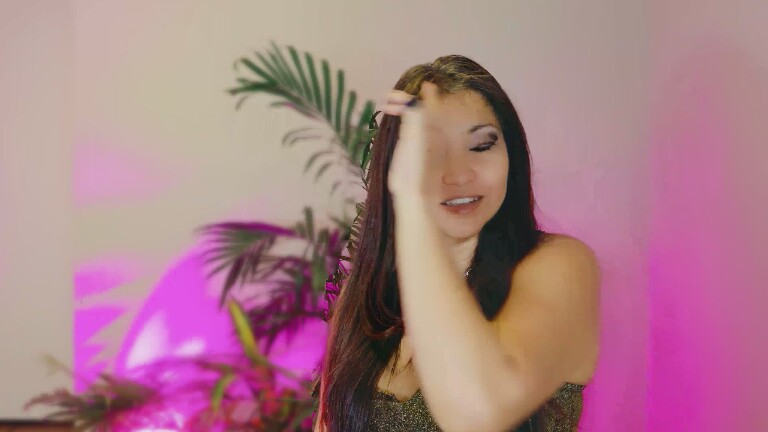 DivineLynn's Streamate show and profile