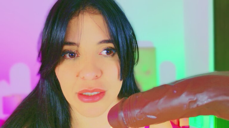 CharlootteEvans's Streamate show and profile