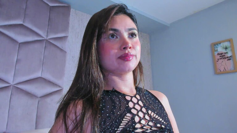 AlexandraLopez's Streamate show and profile