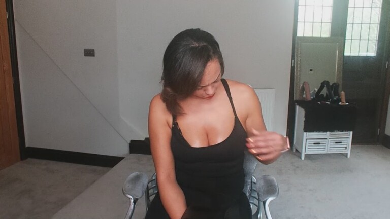 QueenTrick's Streamate show and profile