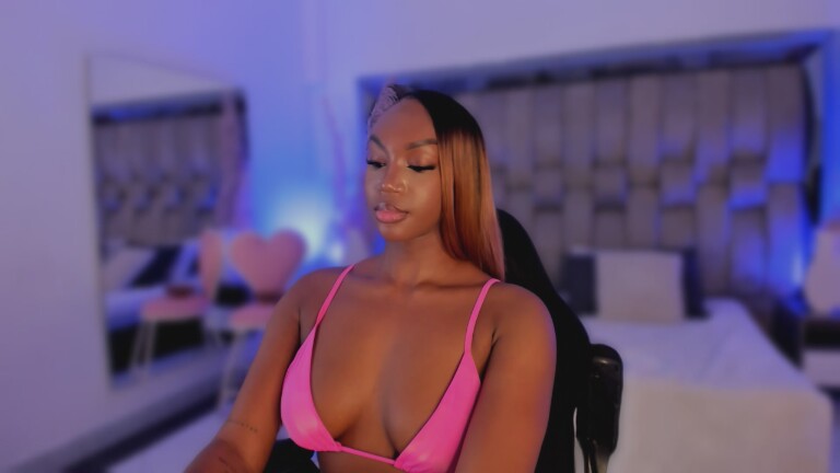 ChaynnaCooper's Streamate show and profile