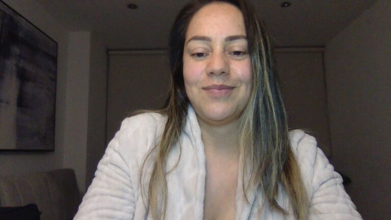 HoneyLove81's Streamate show and profile