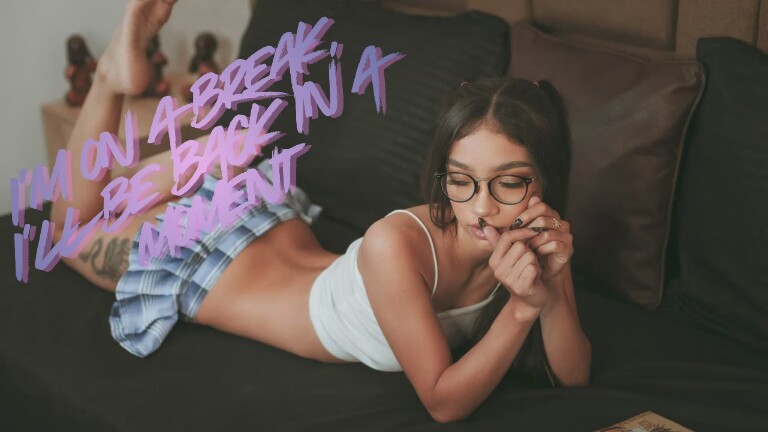 sweetlola111's Streamate show and profile