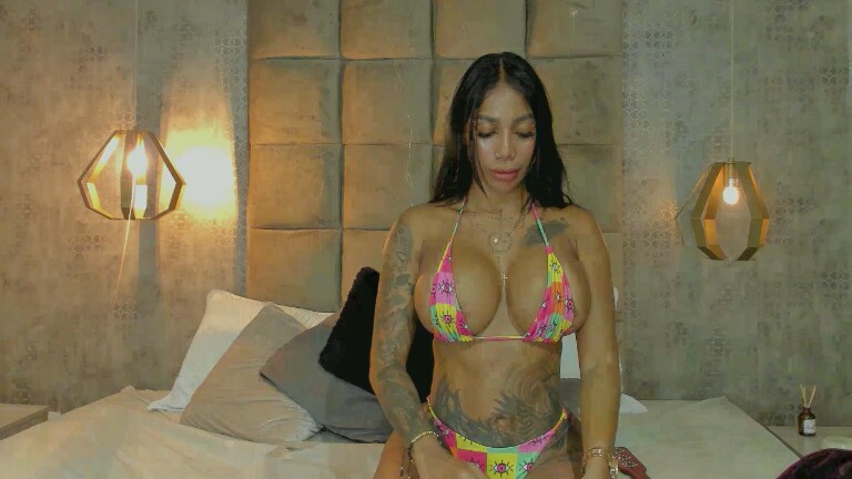 MelanieDuque's Streamate show and profile