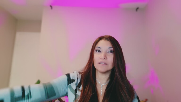 DivineLynn's Streamate show and profile