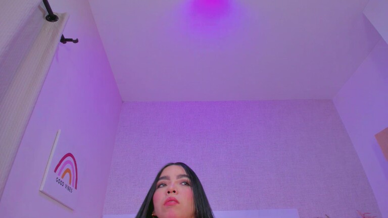 OliviaPagani's Streamate show and profile