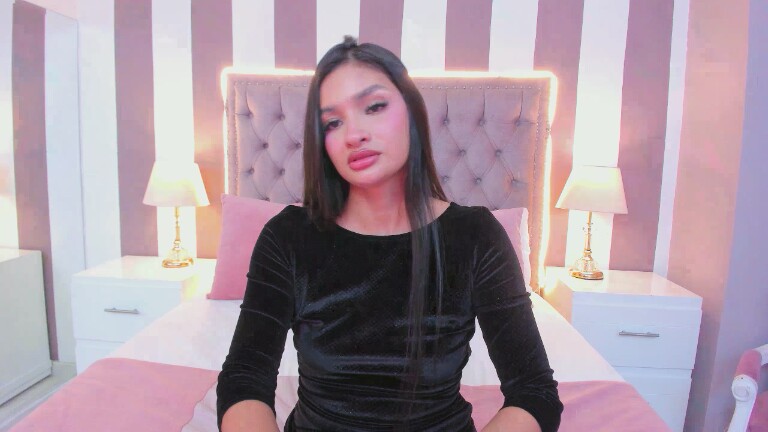 AuraClark's Streamate show and profile