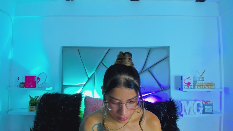 MelissaGolden's Streamate show and profile