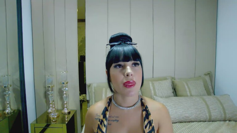 SelenaKovacs's Streamate show and profile