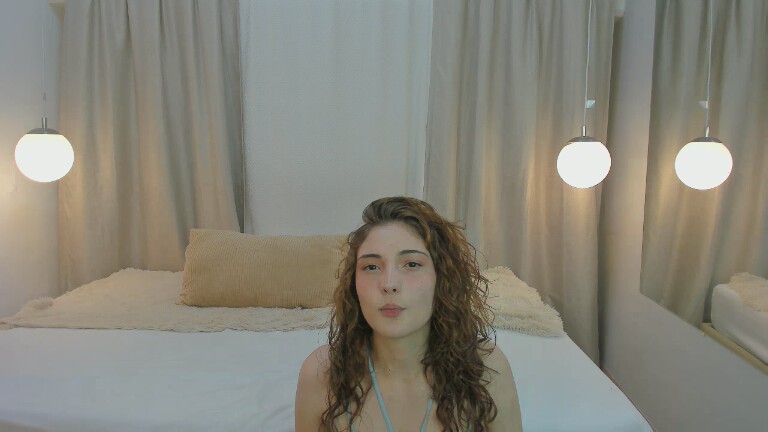 Aly_Brownn's Streamate show and profile