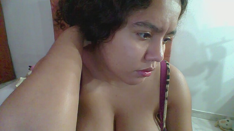 Lauradani's Streamate show and profile