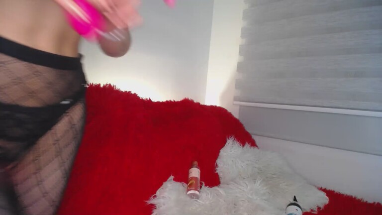 Miia_sttone's Streamate show and profile