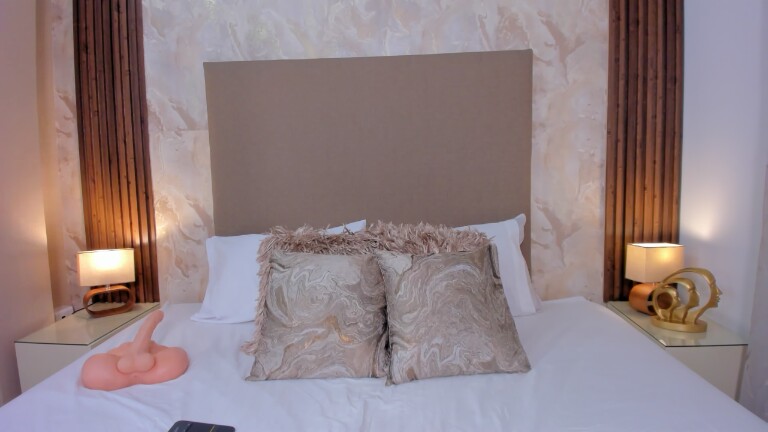 CloeeMilleer's Streamate show and profile