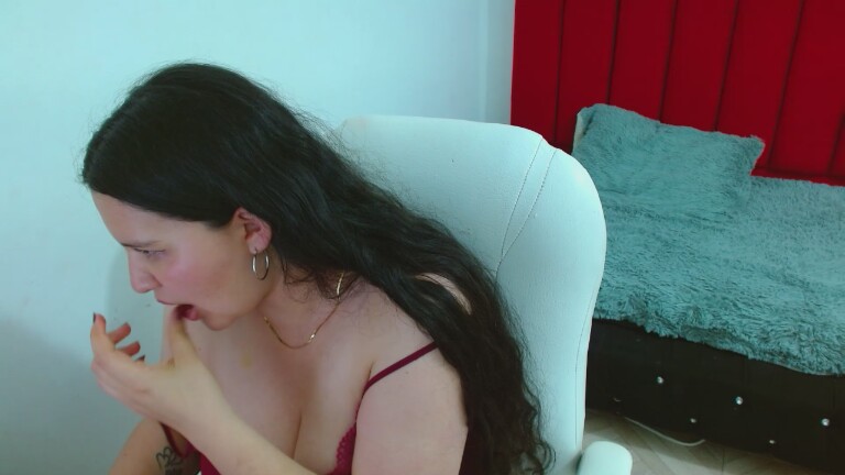 Lullabloom's Streamate show and profile