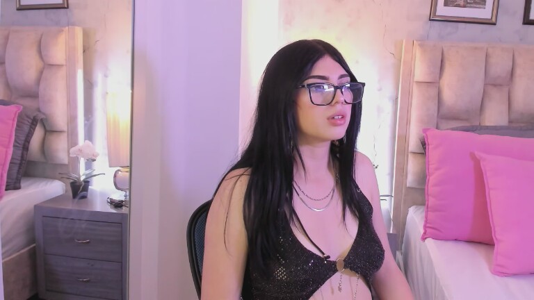 IsabellaaRossi's Streamate show and profile