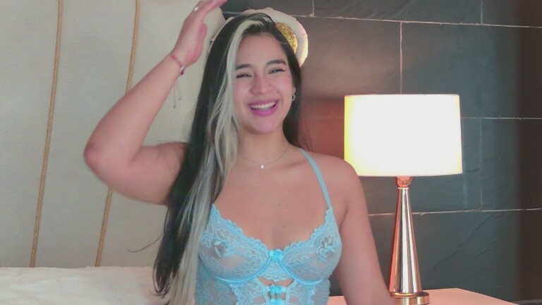 AuraSousa's Streamate show and profile