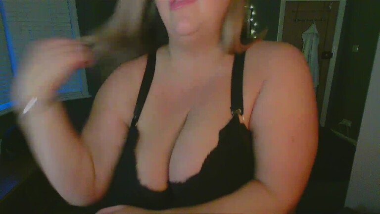 OrlaOnline's Streamate show and profile