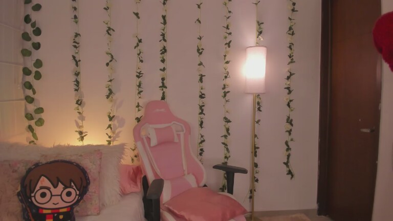 AbbyHakenn's Streamate show and profile