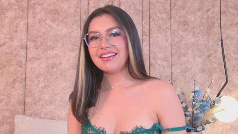 IsaRose's Streamate show and profile