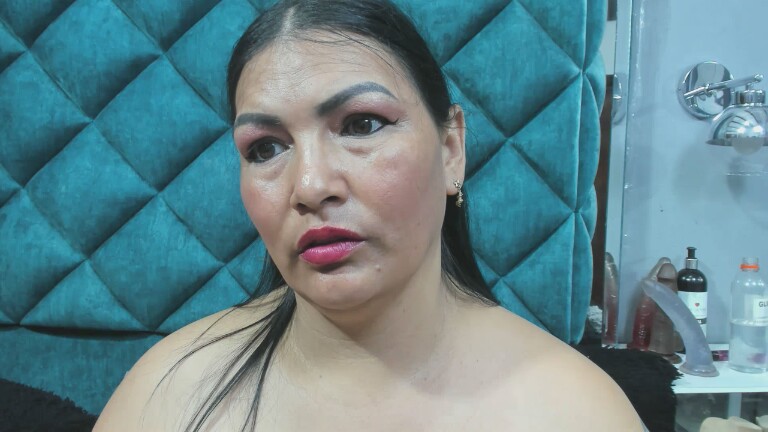 PENELOPELEWIS40's Streamate show and profile