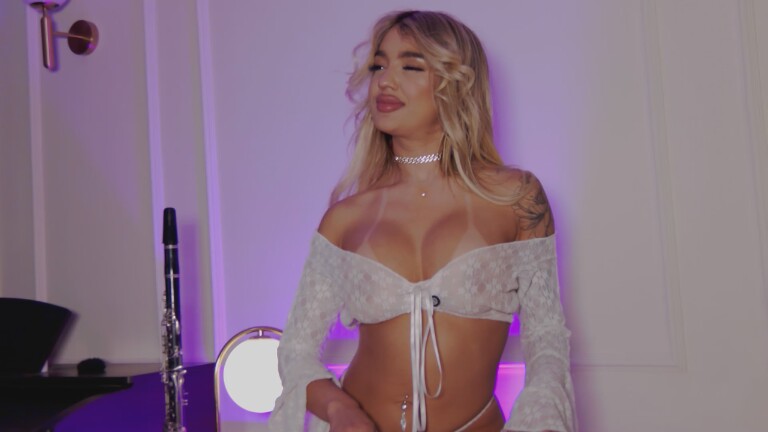 Melissakovalenko's Streamate show and profile
