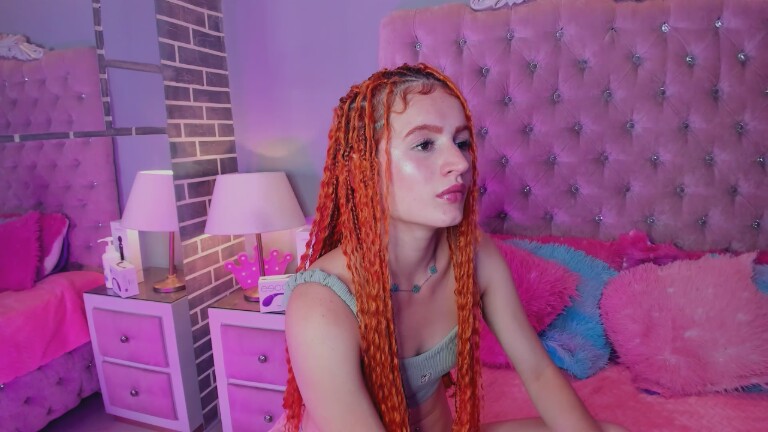 AdelaineBestt's Streamate show and profile