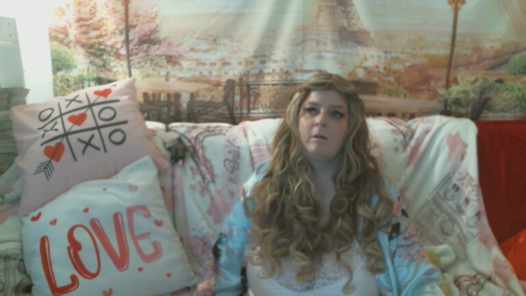 lovehollyann's Streamate show and profile