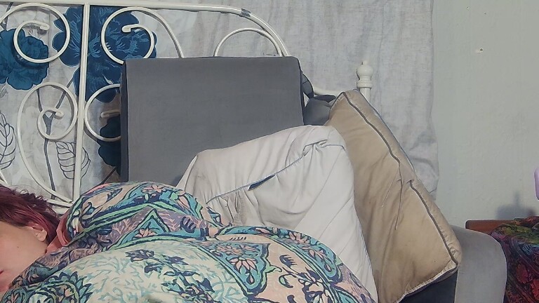 G0lden_Are0las's Streamate show and profile