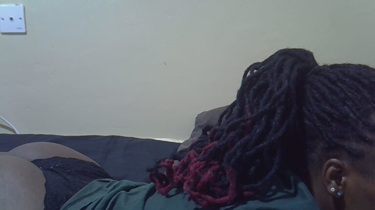 Missjade25's Streamate show and profile