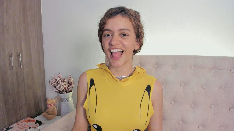 EmiliaJons's Streamate show and profile