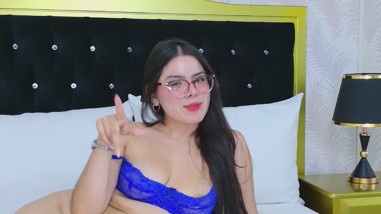 ZoeCortes's Streamate show and profile