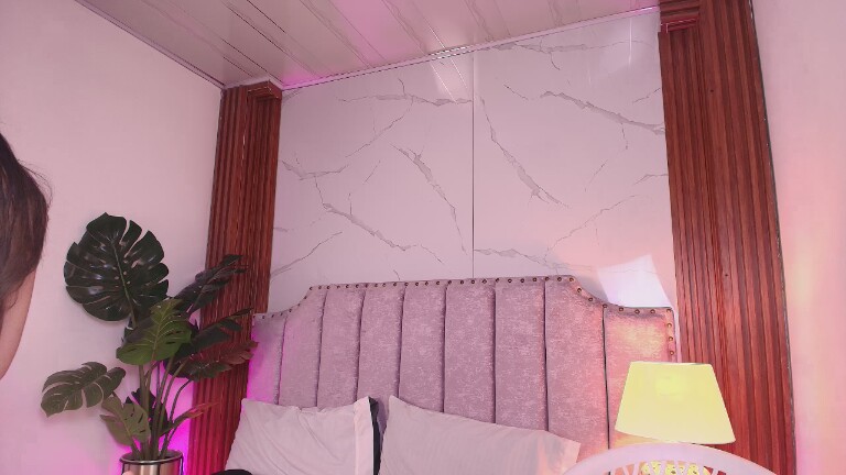 Tessalove_606's Streamate show and profile