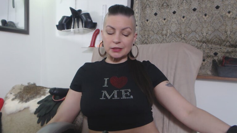 TheeLadyKatrina's Streamate show and profile