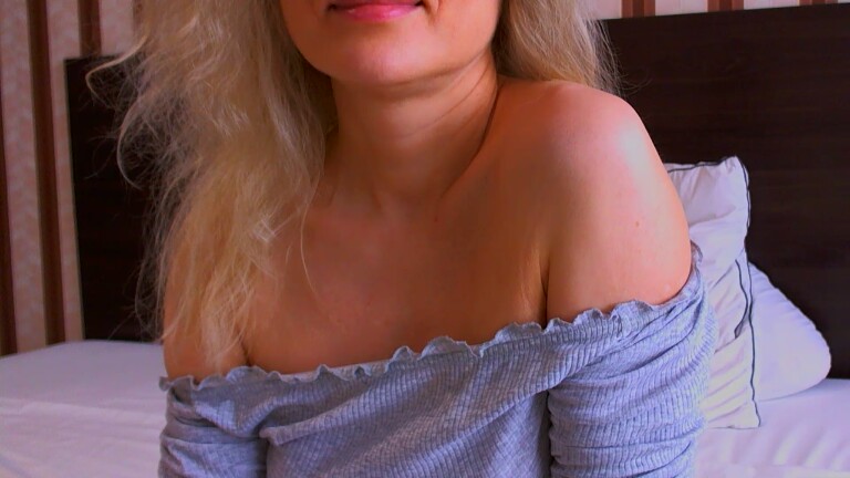 xShineLanax's Streamate show and profile