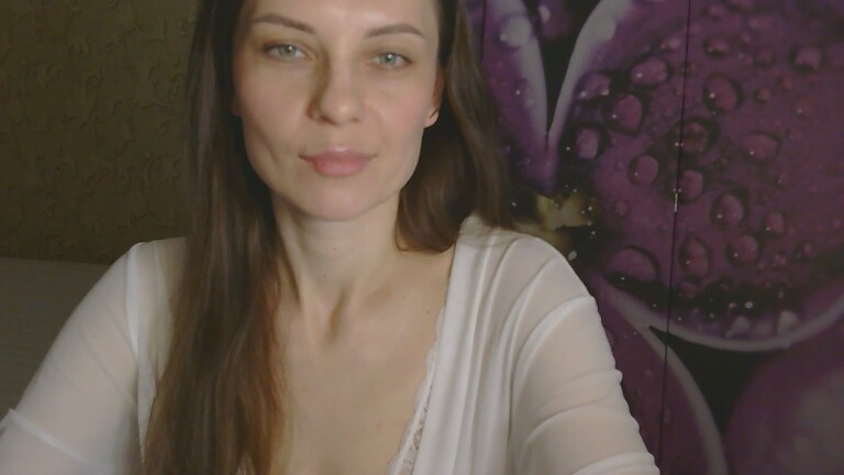 Brunettee's Streamate show and profile