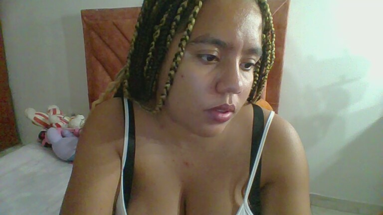 Lauradani's Streamate show and profile