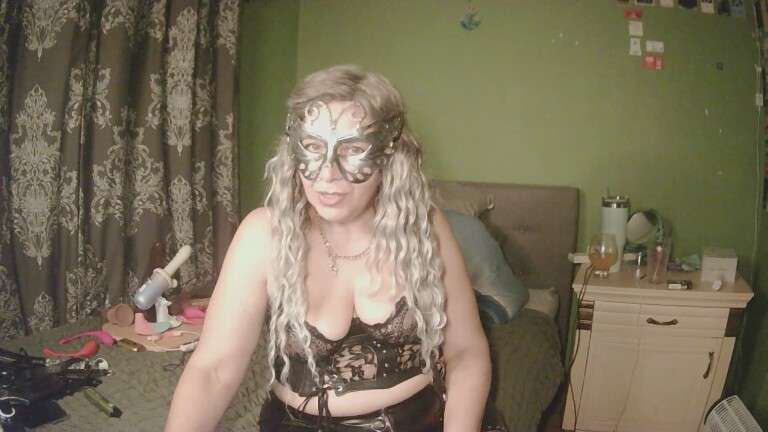 CurvyTurkishAsena_xx's Streamate show and profile