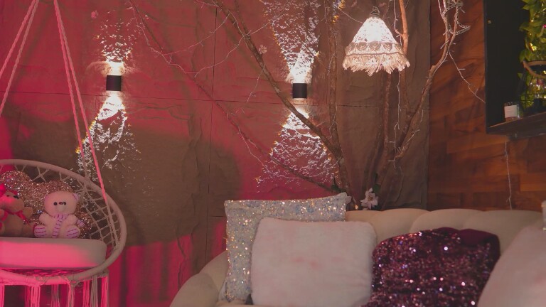 RossyAdamms's Streamate show and profile