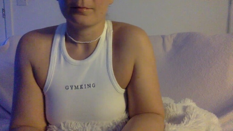 PeachyVelvetBunny's Streamate show and profile